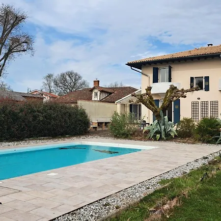 Casa Enolla