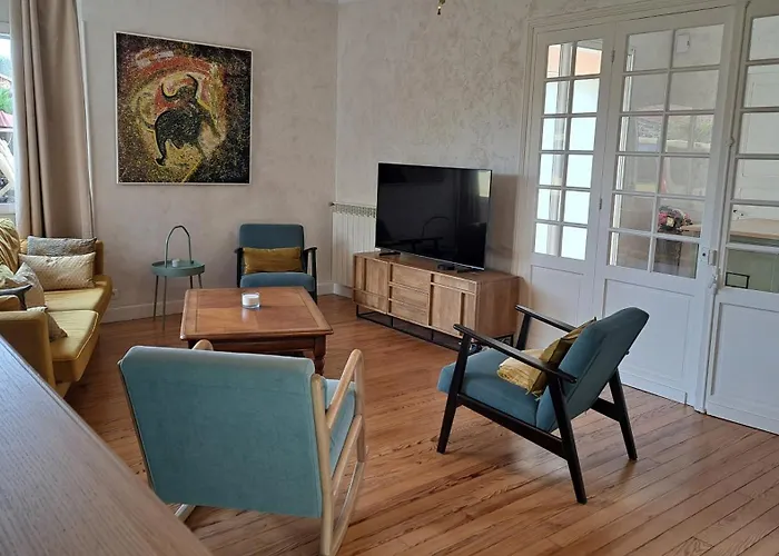 Casa Enolla * Gourbera